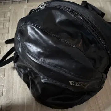 NITRAID 블랙 백팩