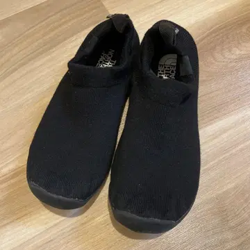 The North Face 블랙 슬립온