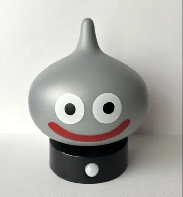 드래곤 퀘스트 빛나는 센서 라이트 슬라임과 동료들 편 메탈 슬라임