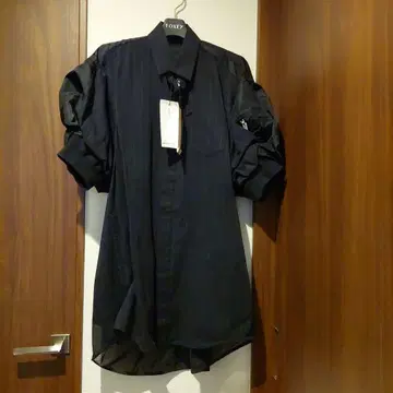 가격 인하 사카이 블랙 스트라이프 셔츠