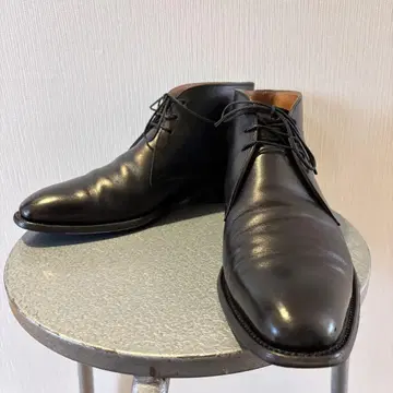 새상품급 스코치 그레인 처카 부츠 24cm 570