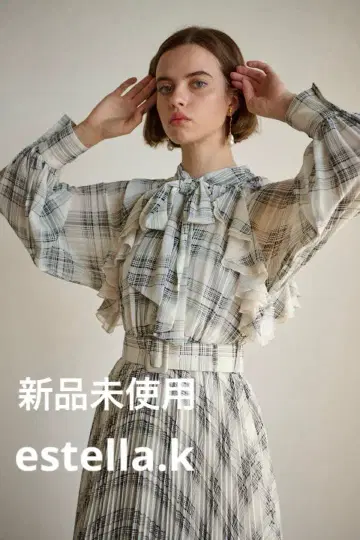 택 포함 새상품 estella.k Aurelia Pleated Dress