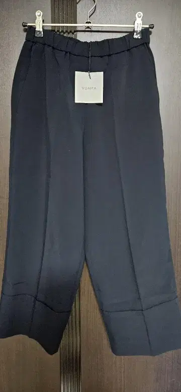 YONFA 요음파 새상품 크롭 팬츠 XS 블랙