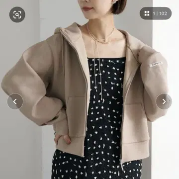 Omekashi 분또 지퍼 숏 후드티