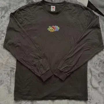 THE CONVENI 프룻 오브 더 룸 프래그먼트 디자인 롱 T