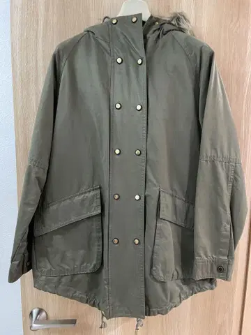 ZARA 밀리터리 코트