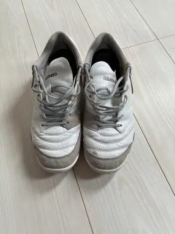 루스이슨 브라 AXIS-1 VK 화이트 25.5cm 풋살