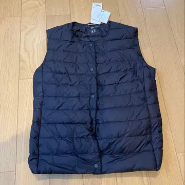 새상품 UNIQLO 울트라 라이트 다운 베스트 M 사이즈 Black