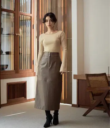 ELLIE 가죽 스커트 브라운 새상품급