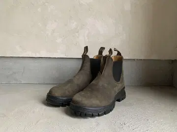Blund stone LUG BOOT / 블런드스톤 러그 부츠