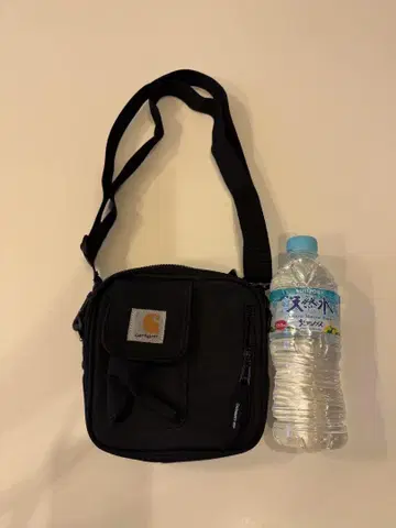 Carhartt 블랙 숄더백