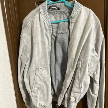 ZARA 그레이 봄버 자켓 L 사이즈