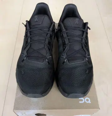 ON CLOUDTILT US 8 26CM BLACK
