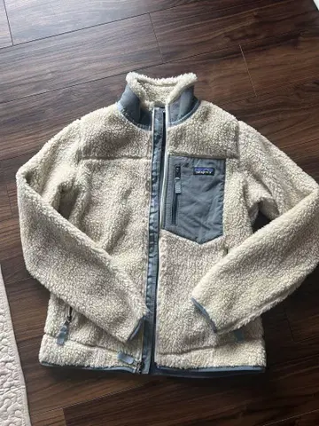 Patagonia 플리스 자켓 크림색 레트로X, 새상품급
