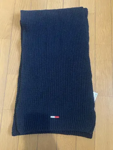 TOMMY HILFIGER 네이비 머플러