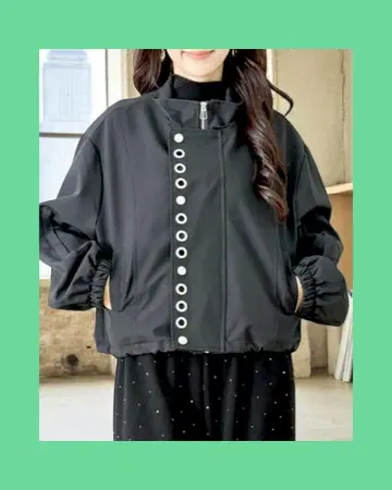 미사용 새상품! 서클 버튼 디자인 숏 자켓