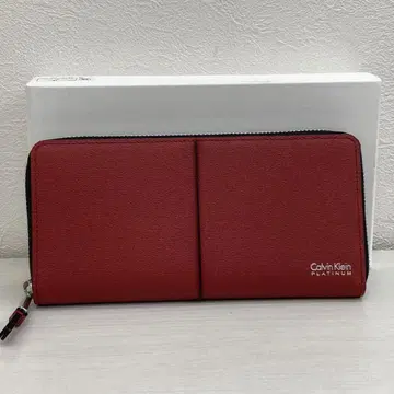 미사용품 Calvin Klein Platinum 장지갑 레드