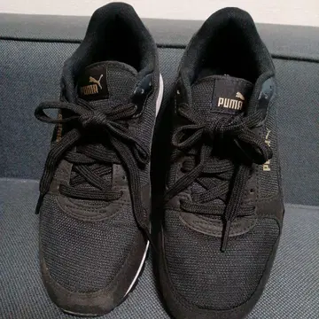 PUMA 블랙 스니커즈 22.5