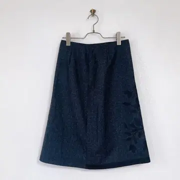 [ JUDDY COLLECTION ] 주디 컬렉션 플레어 미디 스커트