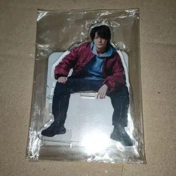 야시로 타쿠 아크릴 스탠드 산타쿠 앉아있는 아크릴 스탠드