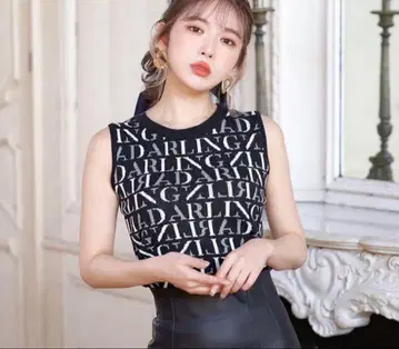 Darich 로고 슬리브리스 니트 블랙