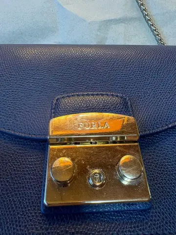 FURLA 네이비 가죽 숄더백