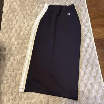챔피언 스커트