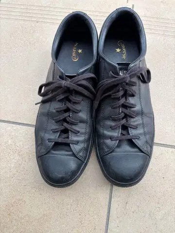 CONVERSE 블랙 가죽 스니커즈 US8.5