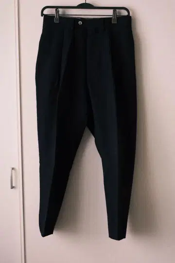 NEAT 울 슬랙스 네이비