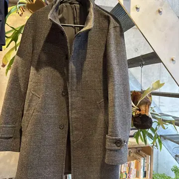 더블 크로스 스탠드 코트 M