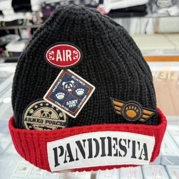 (51)PANDIESTA 패치 포함 비니 블랙과 빨간색
