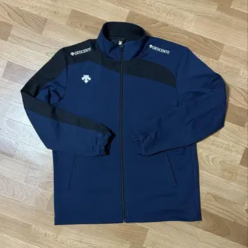 [ 미사용 ] DESCENTE 저지 상하의 세트 XO 사이즈