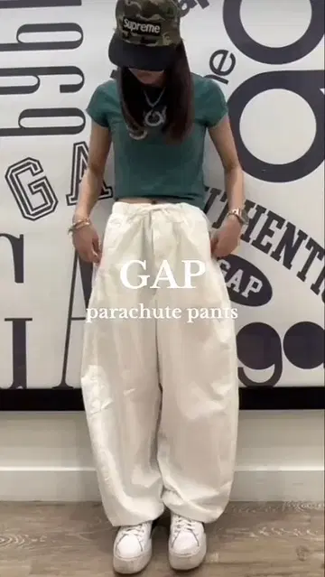 [ 미사용 새상품 ] GAP 미드라이즈 배럴 파라슈트 팬츠