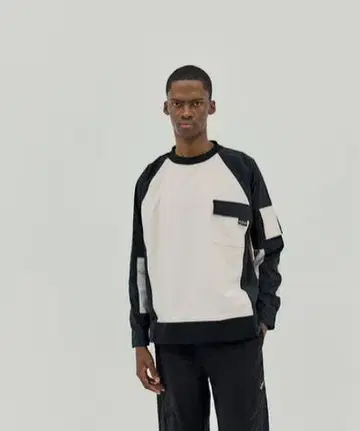 UNITED TOKYO x WILD THINGS 컴뱃 L/S Tee