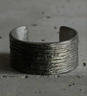 RAINMAKER BANGLE-TIN