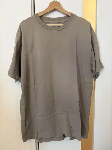 JOHN ELLIOTT T셔츠 사이즈 2 베이지