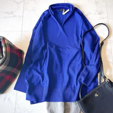 새상품급*23구 워셔블 울 숄카라 V넥 니트 블루 빅 사이즈 44