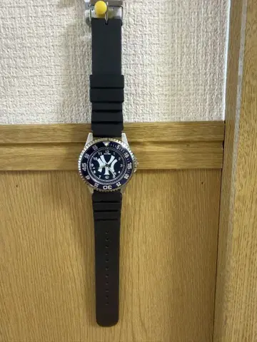 양키스 손목시계 SUN TIME 정크제품
