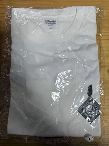 화이트 L 사이즈 프린트 티셔츠