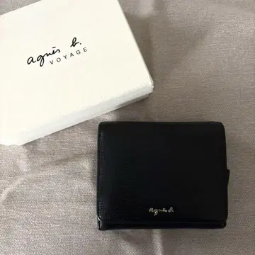 agnes b. 아네스베 블랙 이단 접이식 지갑