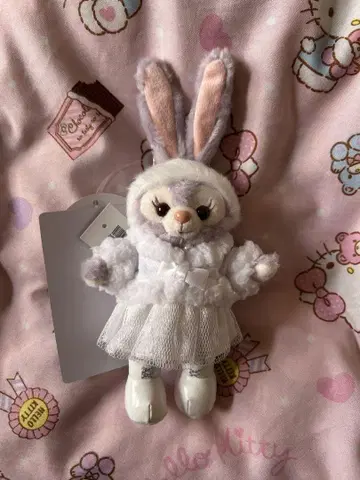 스텔라루 화이트 윈터타임 원더스 인형 배지