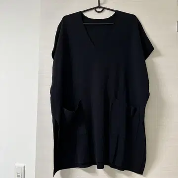 히요리 블랙 V넥 니트 베스트