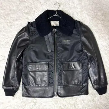 새상품급 AVIREX 무스탕 콤비 봄버 자켓 플라이트 자켓 블랙