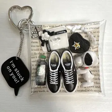 *가챠 파우치 *CONVERSE Allstar PEANUTS