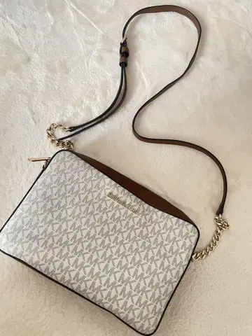 MICHAEL KORS 숄더백 화이트/브라운