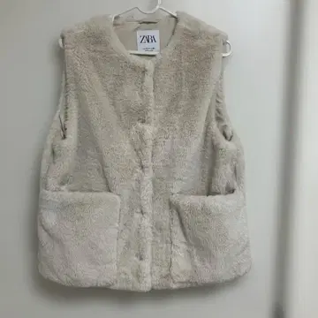 ZARA 크림색 퍼 베스트 13-14 사이즈