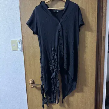 블랙피스나우 연미 후드티 베스트