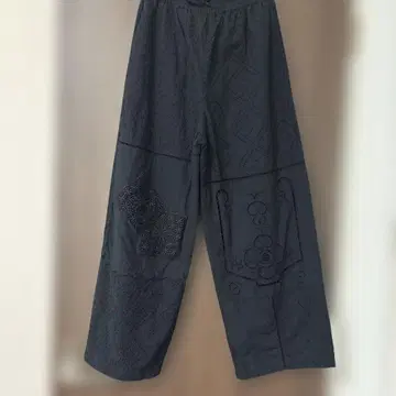 니코앤드 리메이크풍 레이스 팬츠 블랙