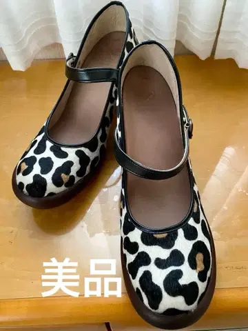 레게타카누 레오파드 무늬 웨지힐 펌프스