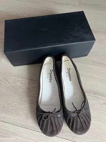 Repetto 브라운 플랫슈즈
